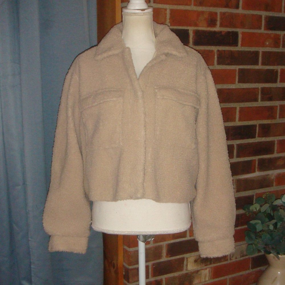 Divided Short teddy jacket M